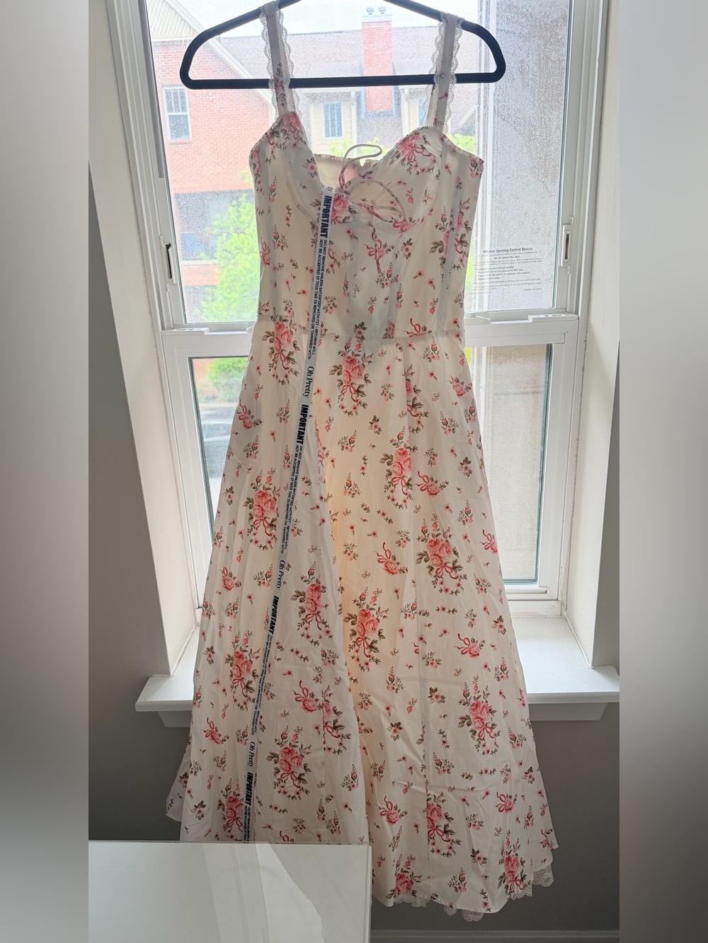 Celenia White Floral Corset Midi Dress NWT – Size S – Oh Pretty New York - Picture 2 of 6